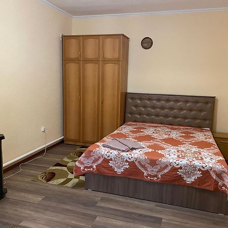 Guest House Vip Osh Luaran gambar