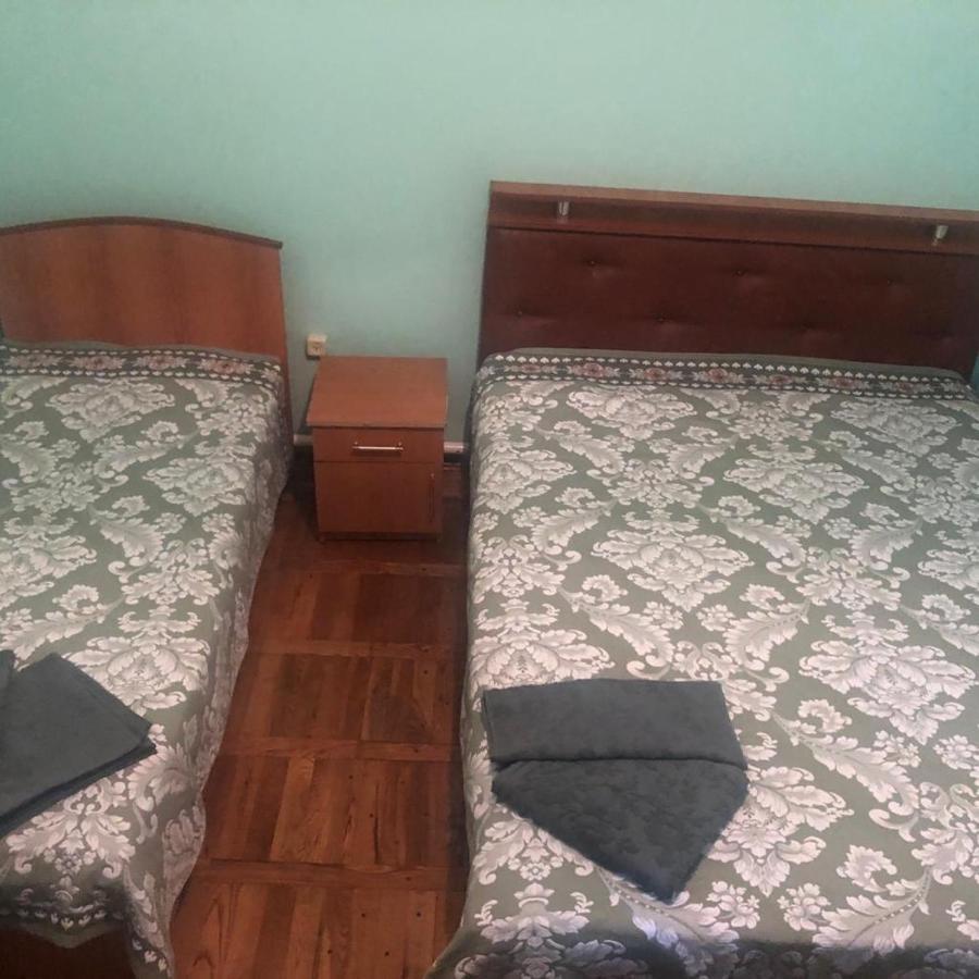 Guest House Vip Osh Luaran gambar