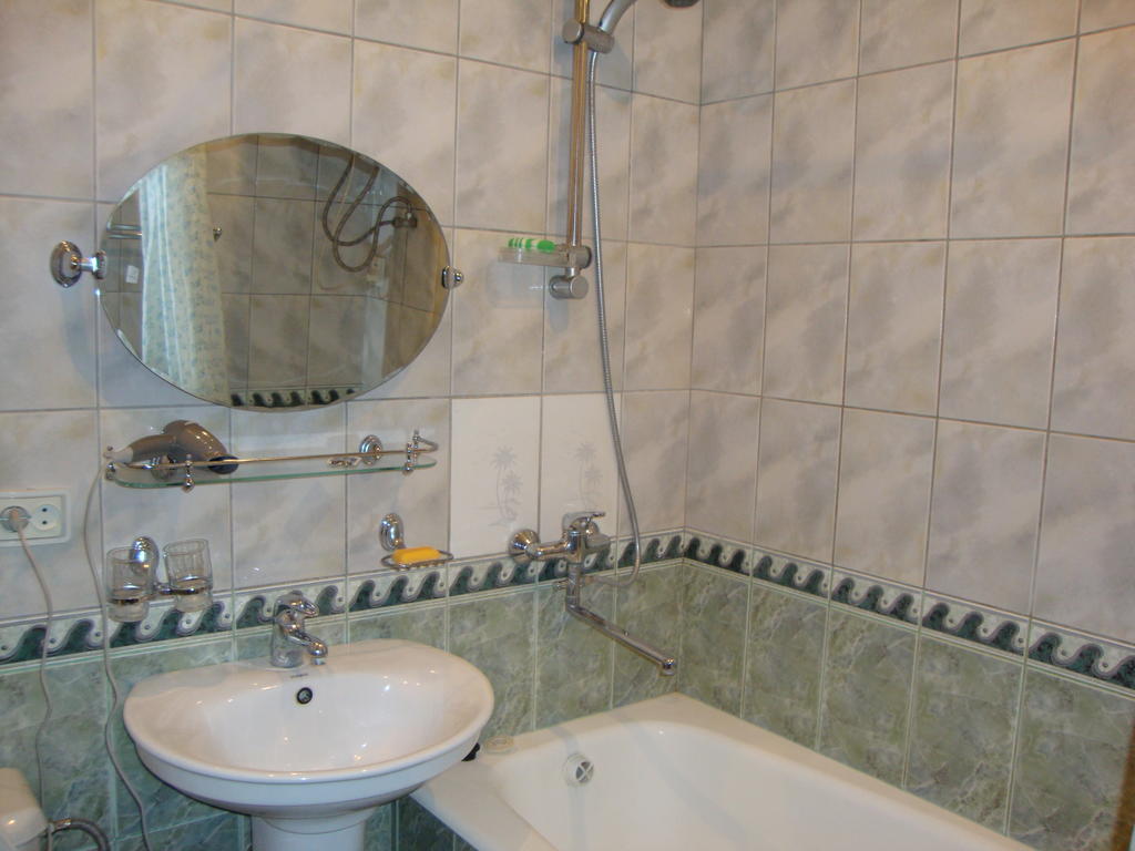 Guest House Vip Osh Bilik gambar